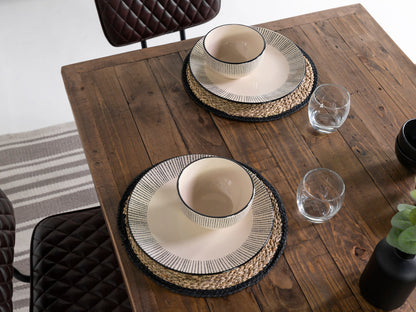 Table de salle à manger Brooklyn à plateau fixe de 135 cm et chaises Brooklyn à dossier croisé