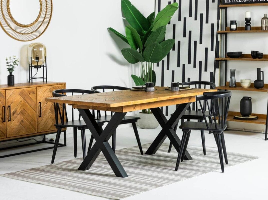 Table de salle à manger extensible à pieds croisés Tulsa (140 cm - 180 cm) et chaises de salle à manger Bogart