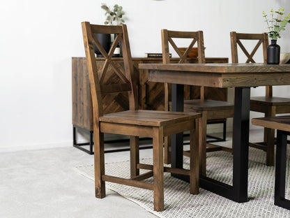 Chaises de salle à manger Tulsa à dossier croisé foncé (lot de 2)