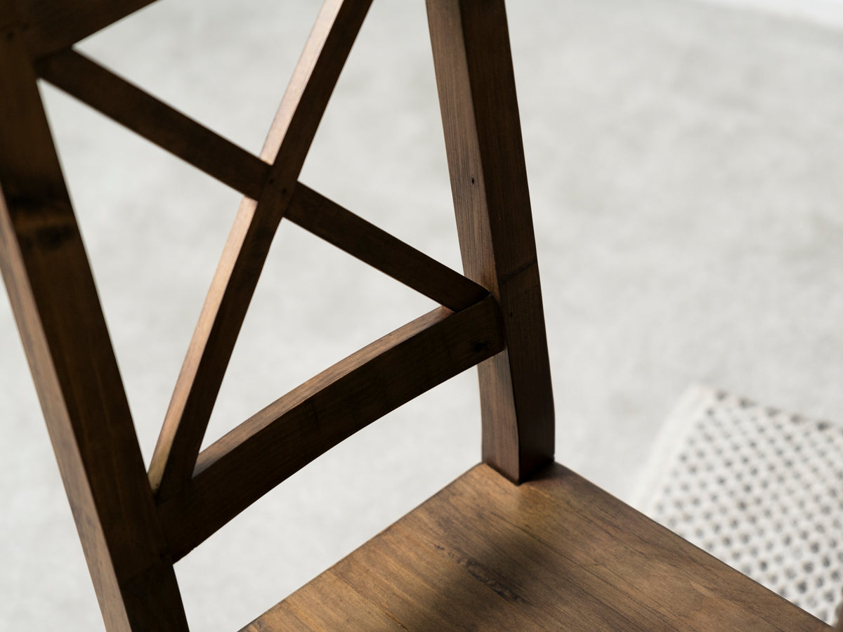 Chaises de salle à manger Tulsa à dossier croisé foncé (lot de 2)