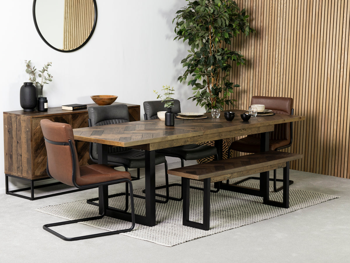 Table de salle à manger extensible Tulsa Dark (180 cm - 240 cm) et chaise de salle à manger marron auburn