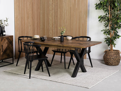 Table de salle à manger extensible Tulsa à pieds croisés foncés (140 cm - 180 cm) et chaises de salle à manger Bogart