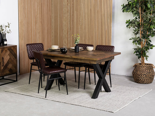 Table de salle à manger extensible Tulsa à pieds croisés foncés (140 cm - 180 cm) et chaises de salle à manger Houston marron