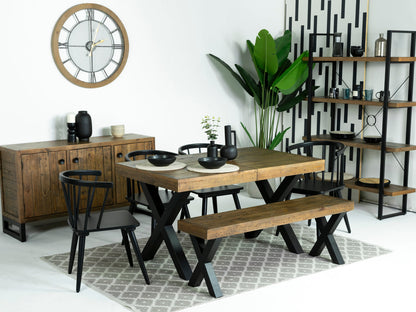 Table de salle à manger extensible Brooklyn à pieds croisés (140 cm - 180 cm) et chaises de salle à manger Bogart