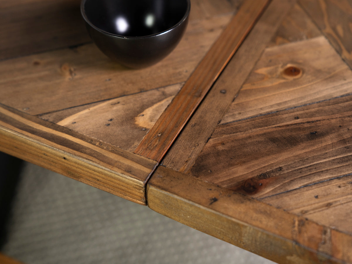 Table de salle à manger extensible Tulsa à pieds croisés foncés (140 cm - 180 cm)