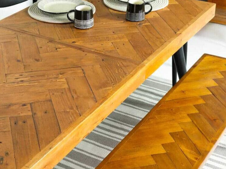 Table de salle à manger à plateau fixe Mode (160 cm) et chaises de salle à manger Bogart noires