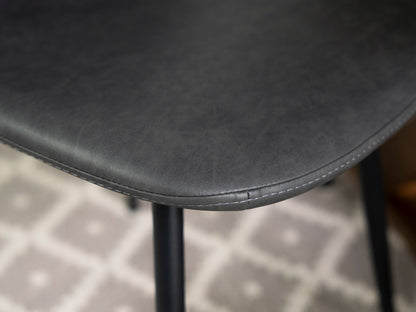 Table de salle à manger Brooklyn à plateau fixe de 160 cm et chaises de salle à manger Dallas grises