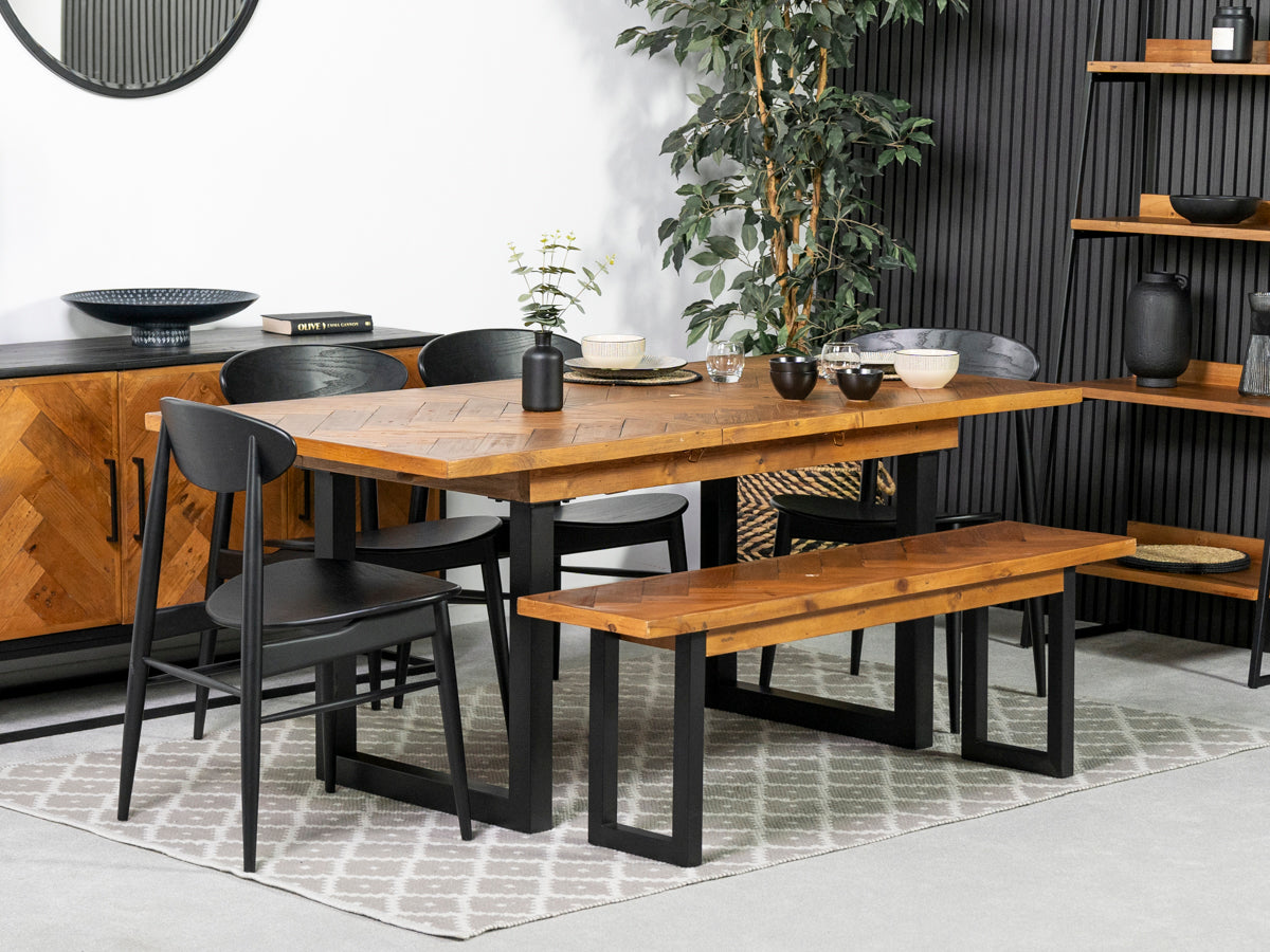 Table de salle à manger extensible Tulsa (140 cm - 180 cm) et chaises de salle à manger Gabo