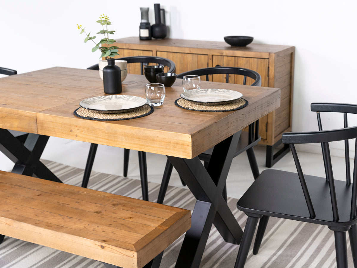 Table de salle à manger extensible Brooklyn Light à pieds croisés (140 cm - 180 cm)