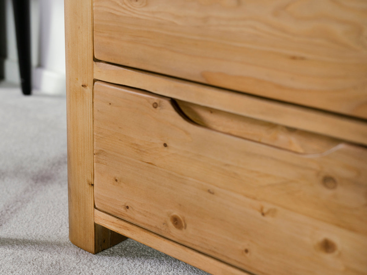 Commode haute Exeter à 5 tiroirs