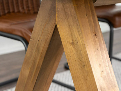 Table de salle à manger pyramidale à plateau fixe