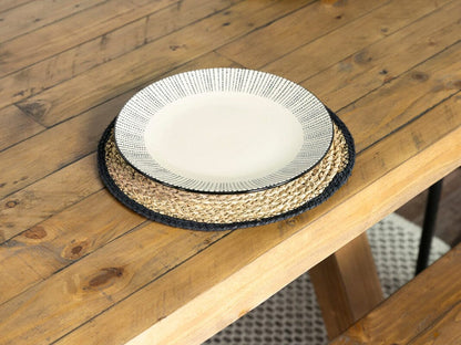 Table de salle à manger pyramidale à plateau fixe