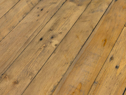 Table de salle à manger pyramidale à plateau fixe