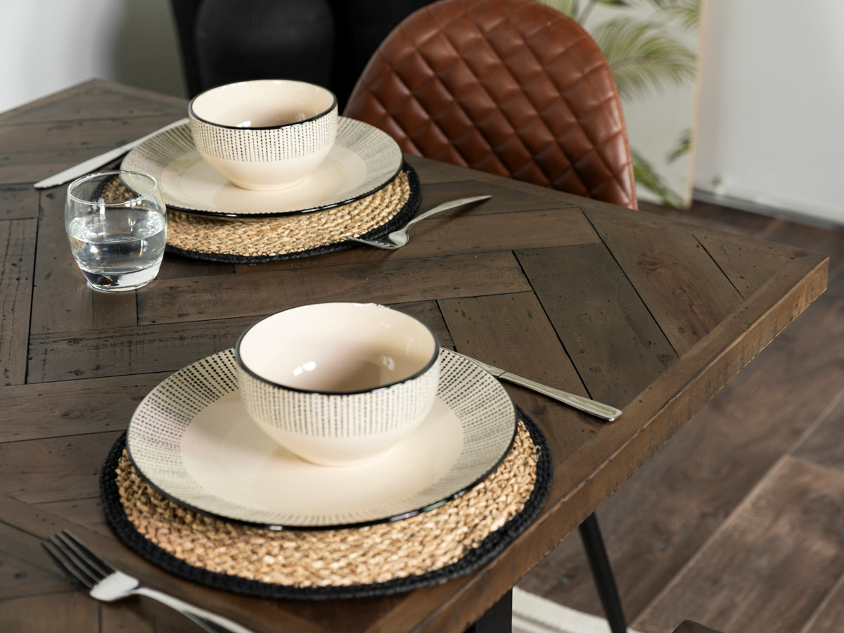 Table de salle à manger extensible Tulsa Dark (140 cm - 180 cm) et banc en bois foncé Tulsa