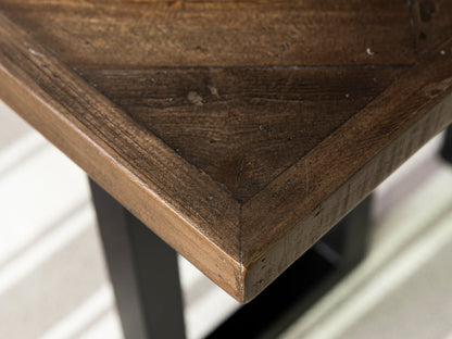 Banc en bois foncé de Tulsa