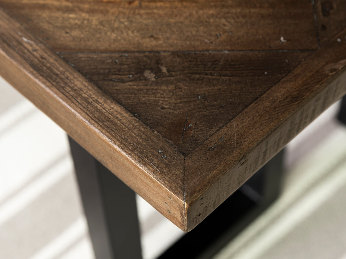 Table de salle à manger extensible Tulsa Dark (140 cm - 180 cm) et banc en bois foncé Tulsa