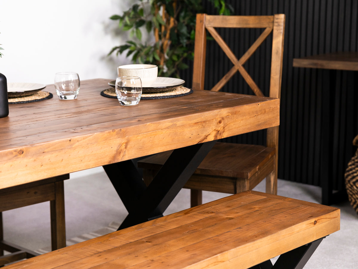 Table de salle à manger Brooklyn 160 cm à plateau fixe et pieds croisés et chaises de salle à manger Alston