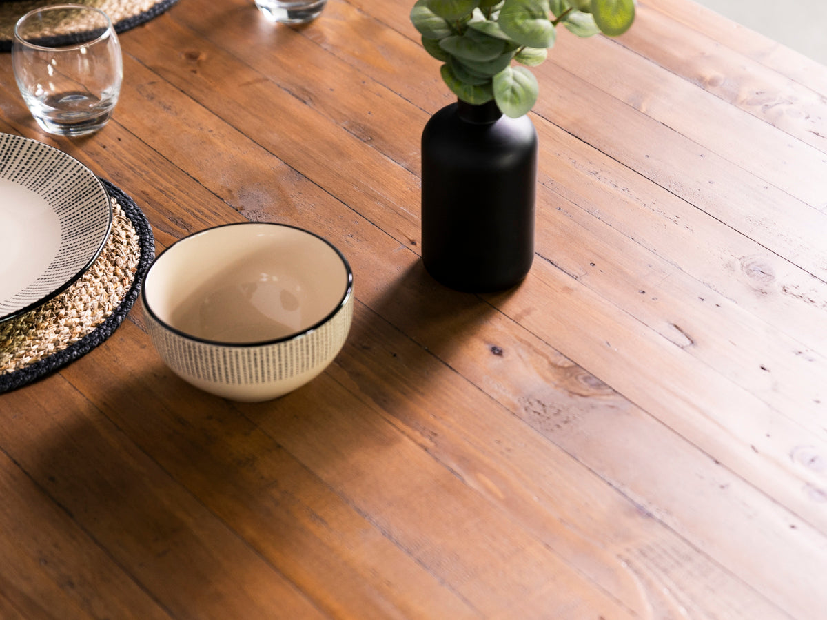 Table de salle à manger Brooklyn 160 cm à plateau fixe et pieds croisés et chaises de salle à manger Dallas marron