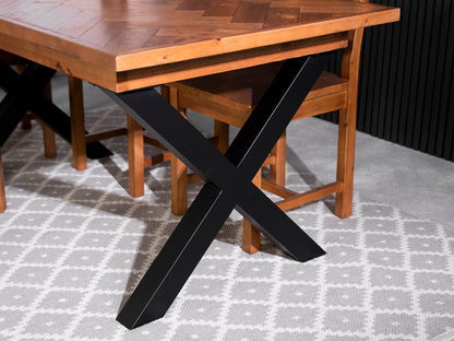 Table de salle à manger Tulsa à plateau fixe et pieds croisés