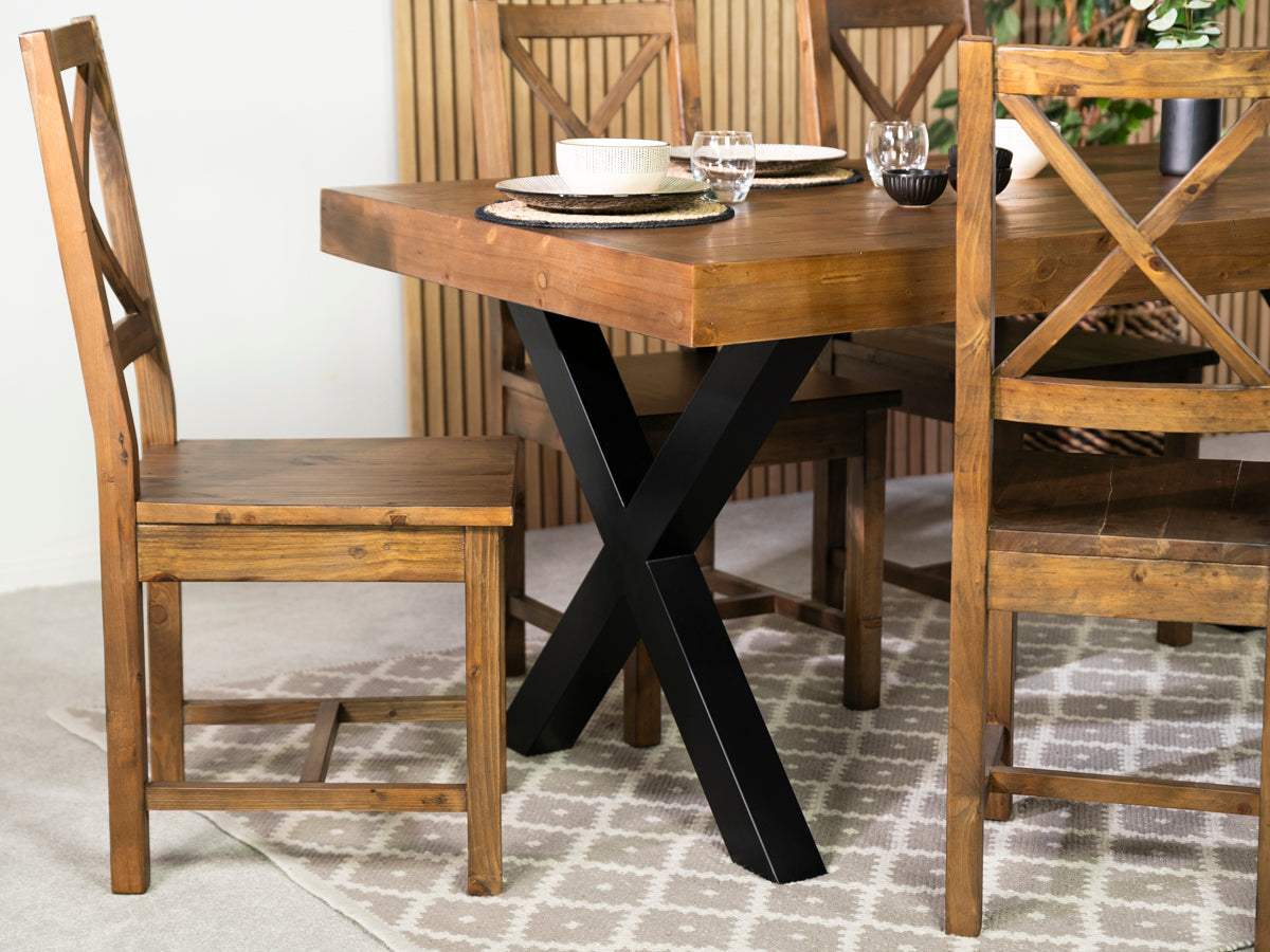 Table de salle à manger Brooklyn 180 cm à plateau fixe et pieds croisés