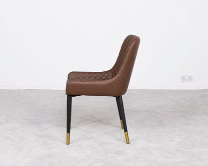 Table de salle à manger extensible Tulsa Dark (140 cm - 180 cm) et chaises de salle à manger Sarah couleur fauve