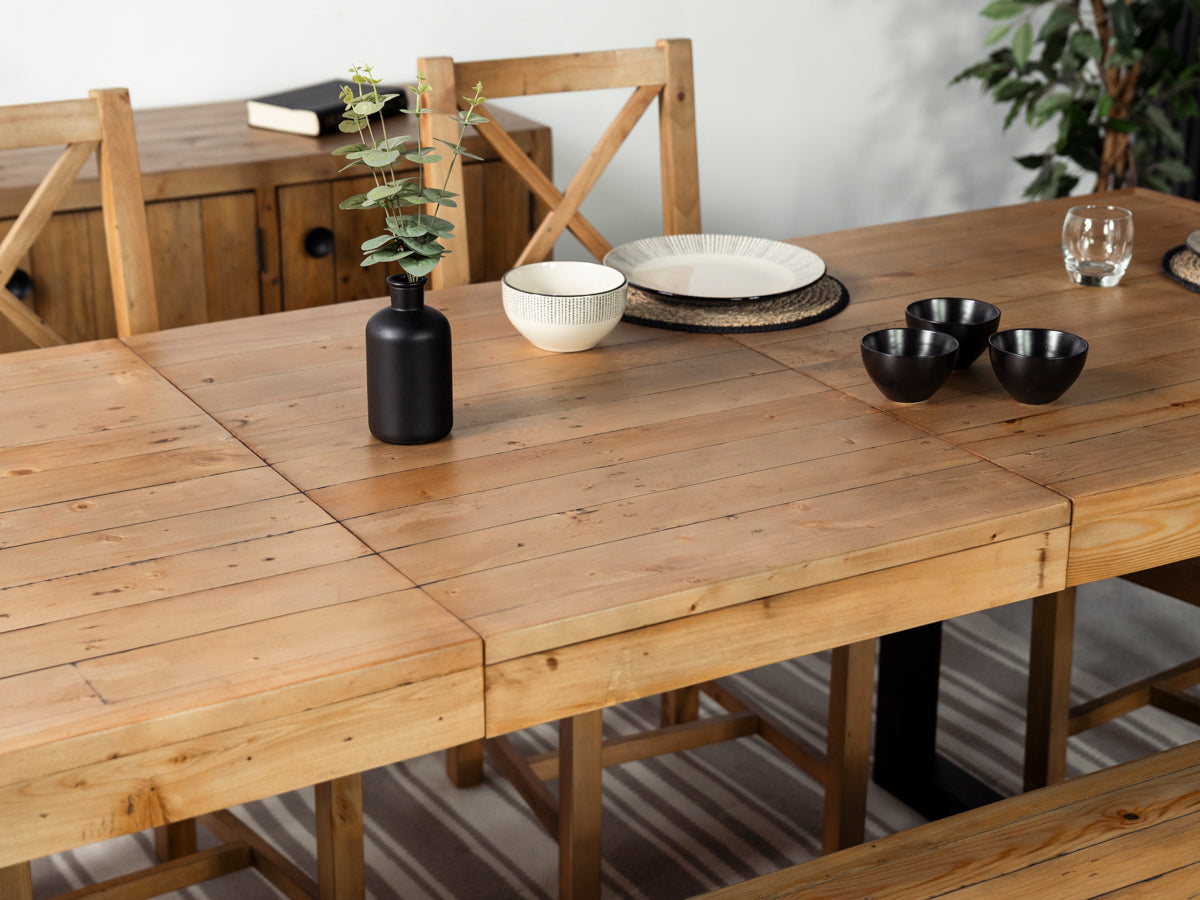 Table de salle à manger extensible Brooklyn Light (180 cm - 240 cm) et chaise de salle à manger marron auburn