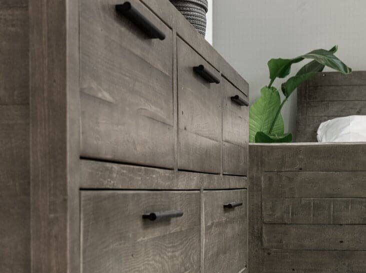 Commode large Manhattan à 7 tiroirs